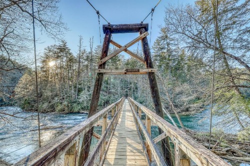 Paradise Lodge - image 7