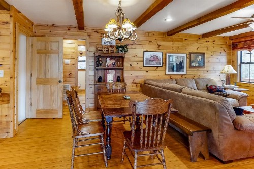 Misty Lake Lodge - image 7