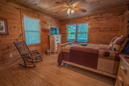 Hooker`s Hideaway-Blue Ridge - image 11