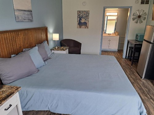 Blue Ridge Rustic Inn - image 45