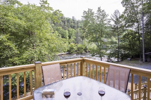 River Retreat - image 7