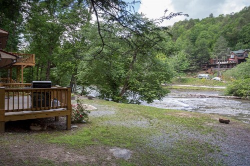 River Retreat - image 8