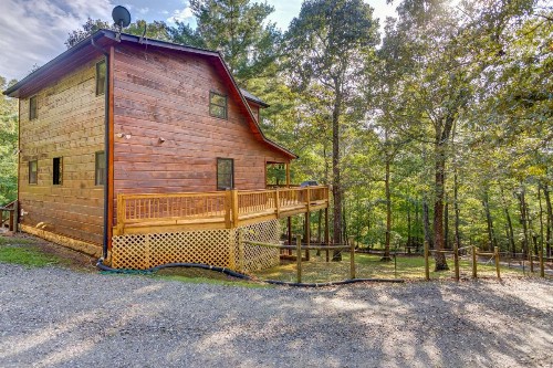 Treehouse Cabin