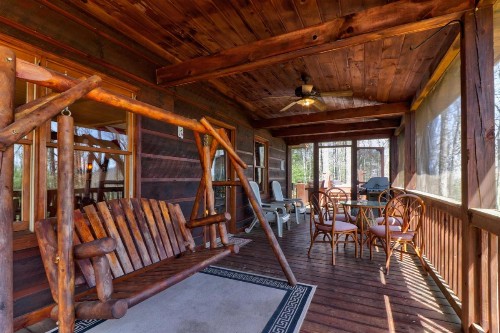 Jacob's Ridge Hideaway - image 11