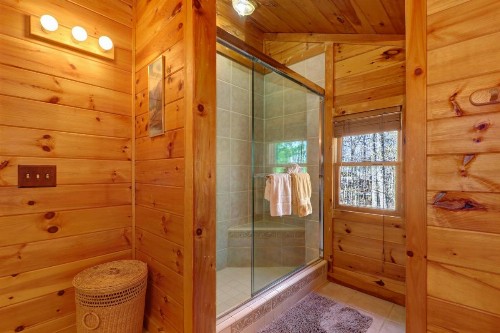 Jacob's Ridge Hideaway - image 12