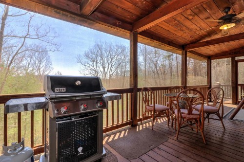 Jacob's Ridge Hideaway - image 8