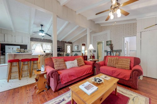 Dogwood Creekside - image 7