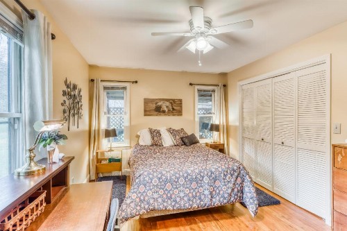 Creekside Retreat - image 5