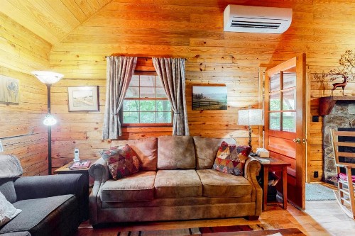 Creekside Haven - image 10
