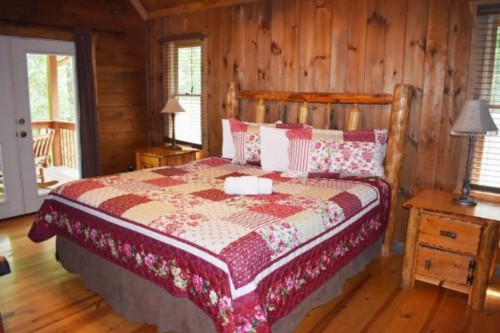 Lazy Creek Retreat - image 11
