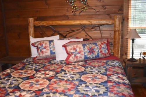 Lazy Creek Retreat - image 9