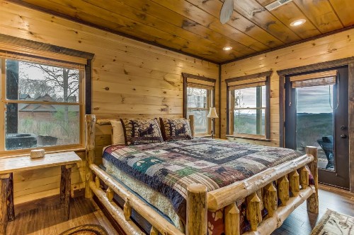 Roscoe`s Retreat - image 11