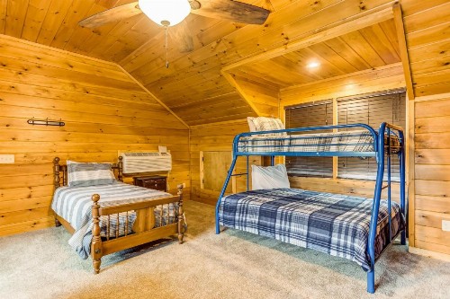Roscoe`s Retreat - image 12
