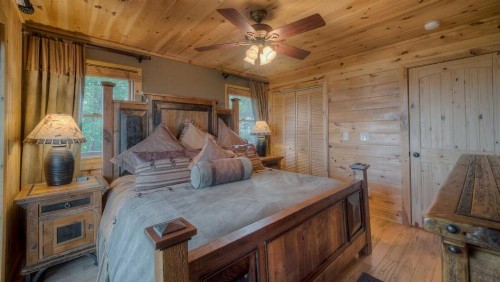 Blue Mist Heaven by Escape to Blue Ridge - image 4