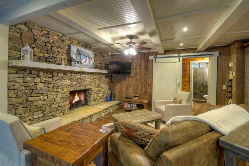 Creekside R&R by Escape to Blue Ridge - image 25