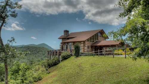 Falling Waters Lodge by Escape to Blue Ridge - image 5