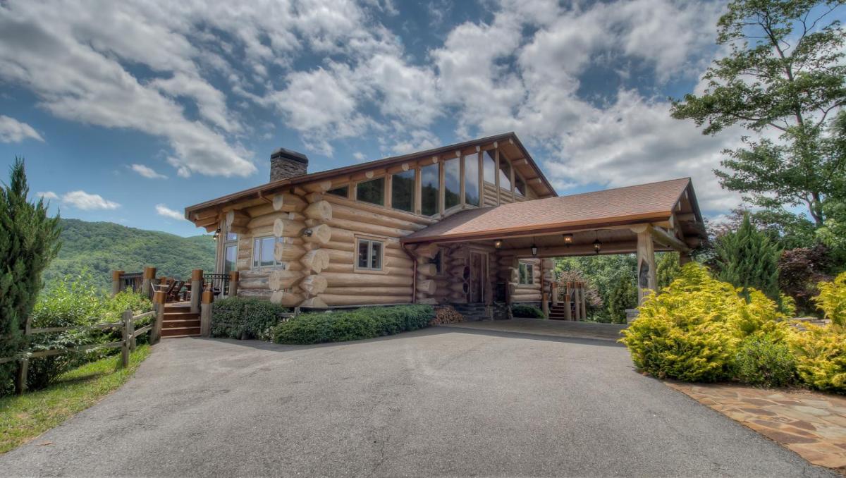 Falling Waters Lodge by Escape to Blue Ridge - image 6