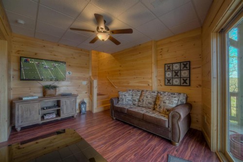Just Bluffing by Escape to Blue Ridge - image 10