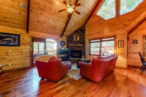 Bear Aska Lodge