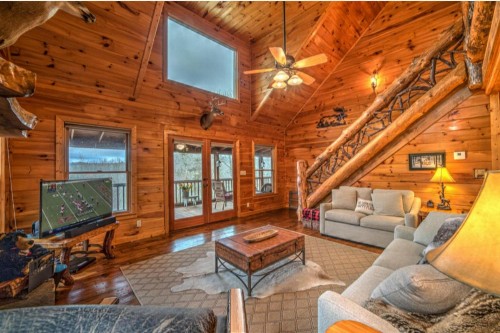Resting Bear Retreat by Escape to Blue Ridge - image 10