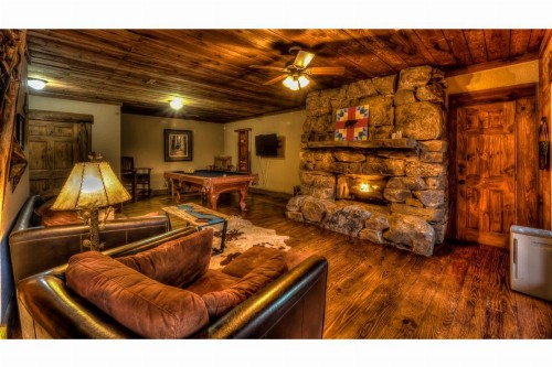 Resting Bear Retreat by Escape to Blue Ridge - image 4