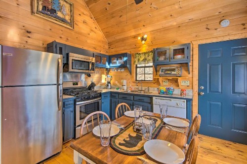 Creekside Cabin in the Blue Ridge Mountains! - image 8