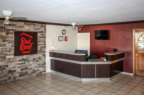 Red Roof Inn Blythe - image 11