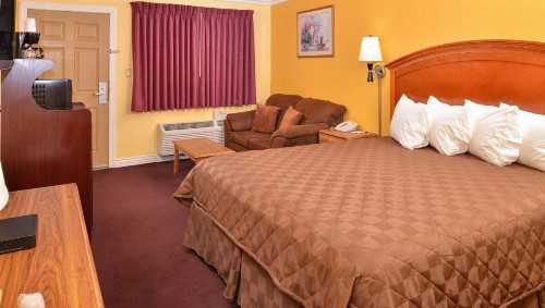 Magnuson Hotel Blythe - image 13