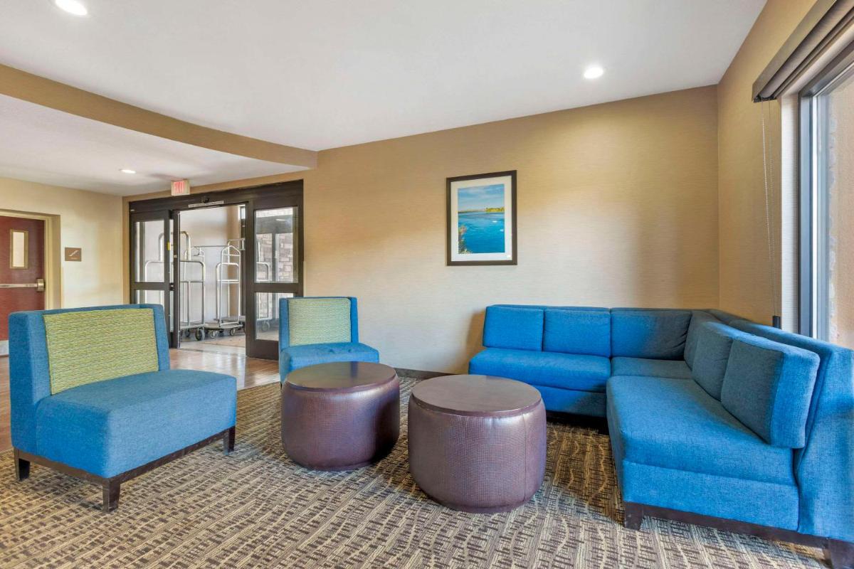 Comfort Suites Blythe - image 7