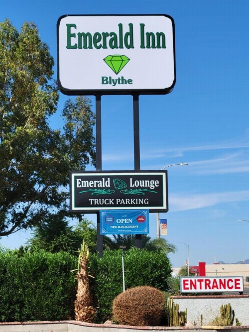 Emerald Inn - image 48