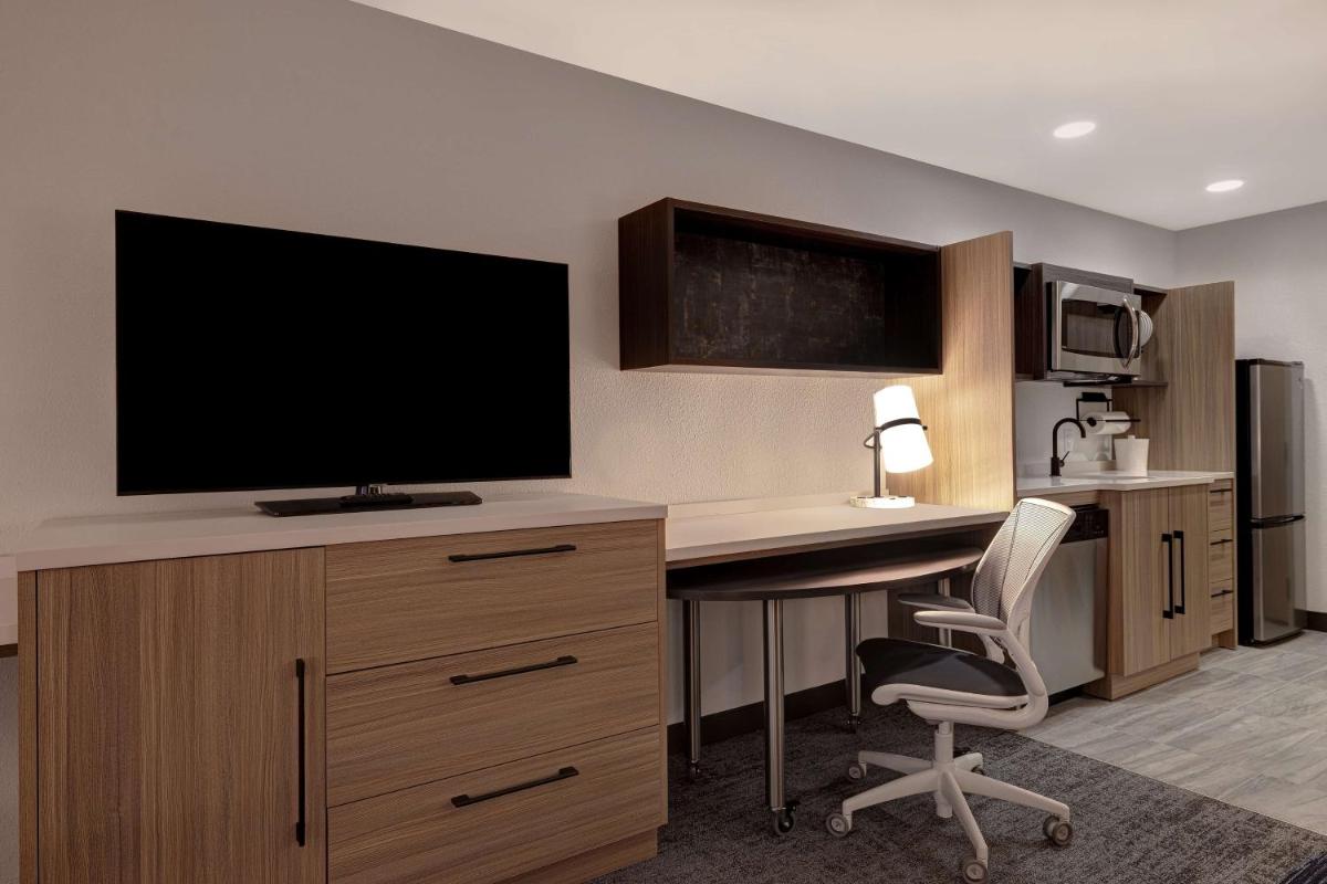Home2 Suites By Hilton Blythewood Sc - image 6