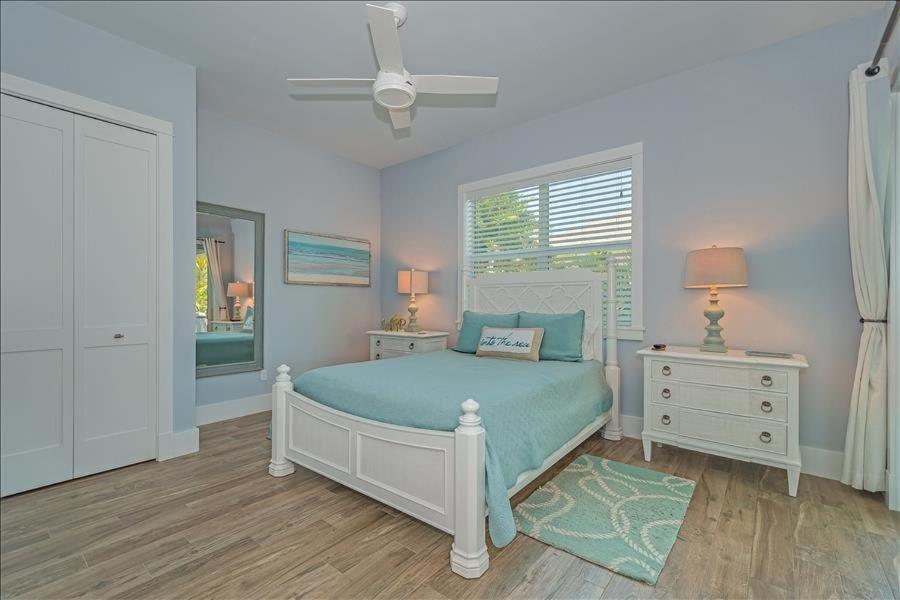 Homes-261 Seabreeze Ct - image 5