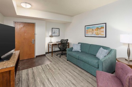 Hilton Garden Inn Boca Raton - image 18
