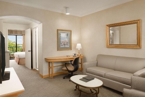Hilton Boca Raton Suites - image 16