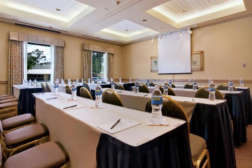 Hilton Boca Raton Suites - image 22