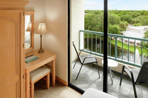 Hilton Boca Raton Suites - image 26