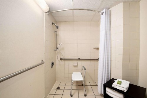 Embassy Suites Boca Raton - image 39