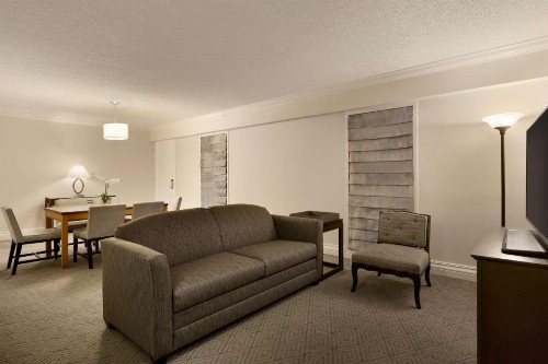 Embassy Suites Boca Raton - image 40