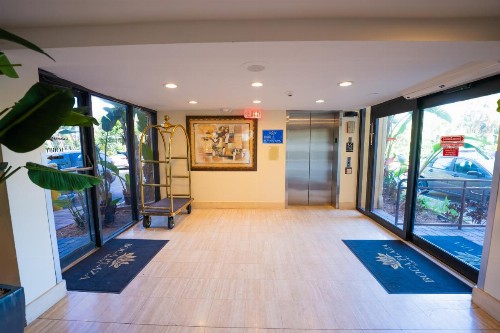 Boca Plaza - image 22