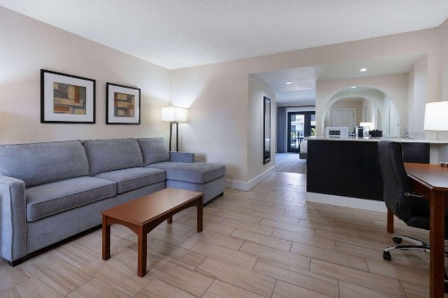 Wyndham Boca Raton Hotel - image 3