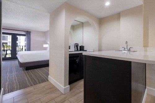 Wyndham Boca Raton Hotel - image 5