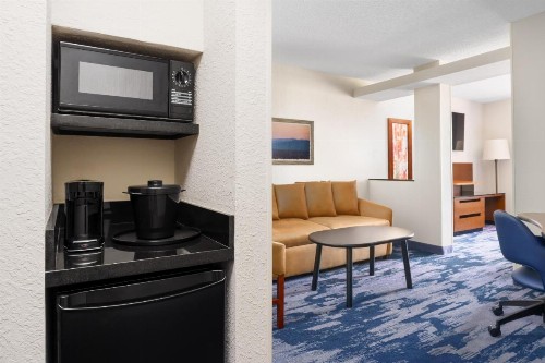 Fairfield Inn & Suites Boca Raton - image 13
