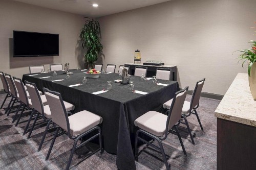 Boca Raton Marriott at Boca Center - image 3
