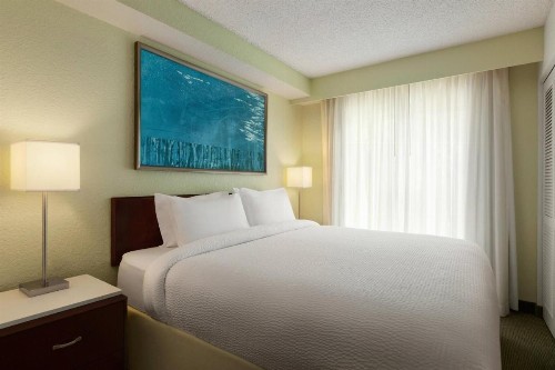 SpringHill Suites Boca Raton - image 12