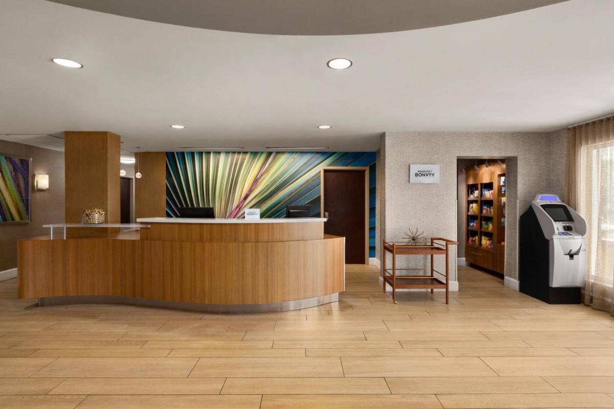 SpringHill Suites Boca Raton - image 6