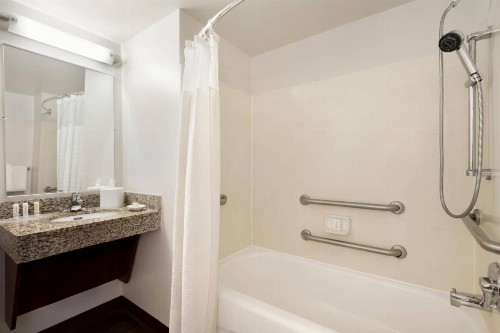 TownePlace Suites Boca Raton - image 14