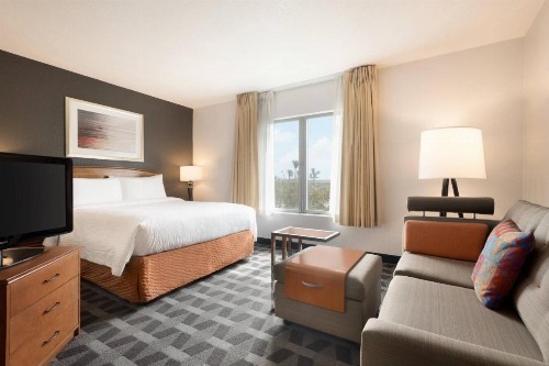 TownePlace Suites Boca Raton - image 6