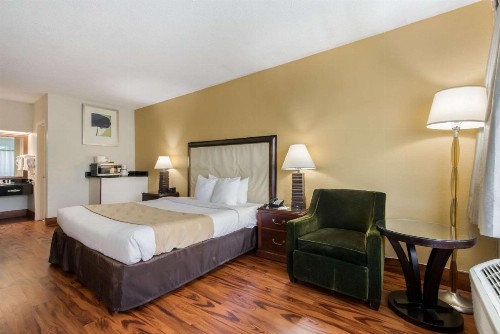 Quality Inn Boca Raton University Area - image 21