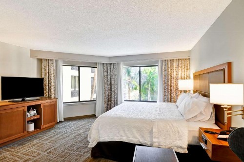 Hampton Inn Boca Raton - image 43