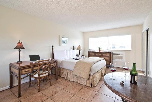 Ocean Lodge - image 25